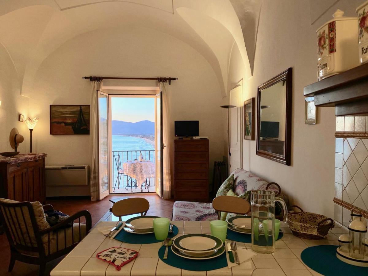 Appartamento holidaycasa Romano - Vacanza nel cuore di Sperlonga Esterno foto