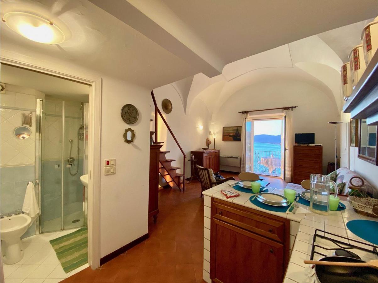 Appartamento holidaycasa Romano - Vacanza nel cuore di Sperlonga Esterno foto